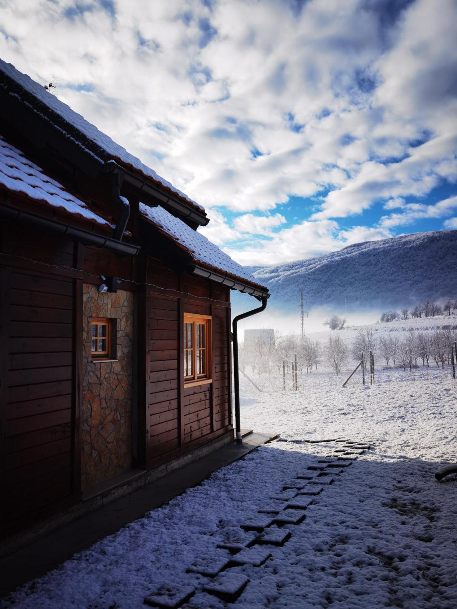 Brvnare Stojic Kokin Brod Quarto foto
